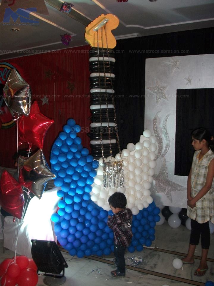 Balloons guitar structure