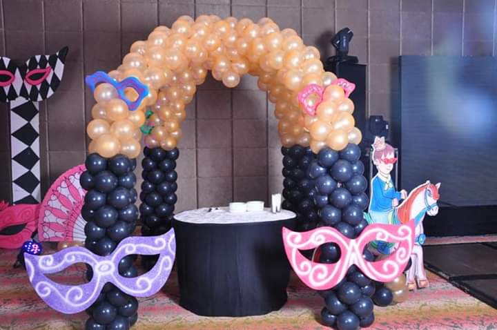 cake table balloon  decoration 